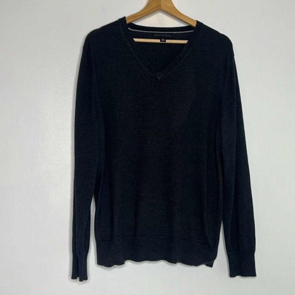 Banana Republic men’s v neck sweater size large silk cashmere nylon